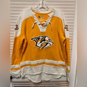 Nashville Predators sweatshirt with shoelace neck Medium